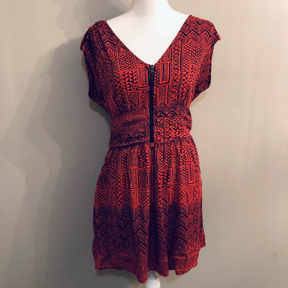 Charlotte Russe Geometric Patterned Pink Zip Dress